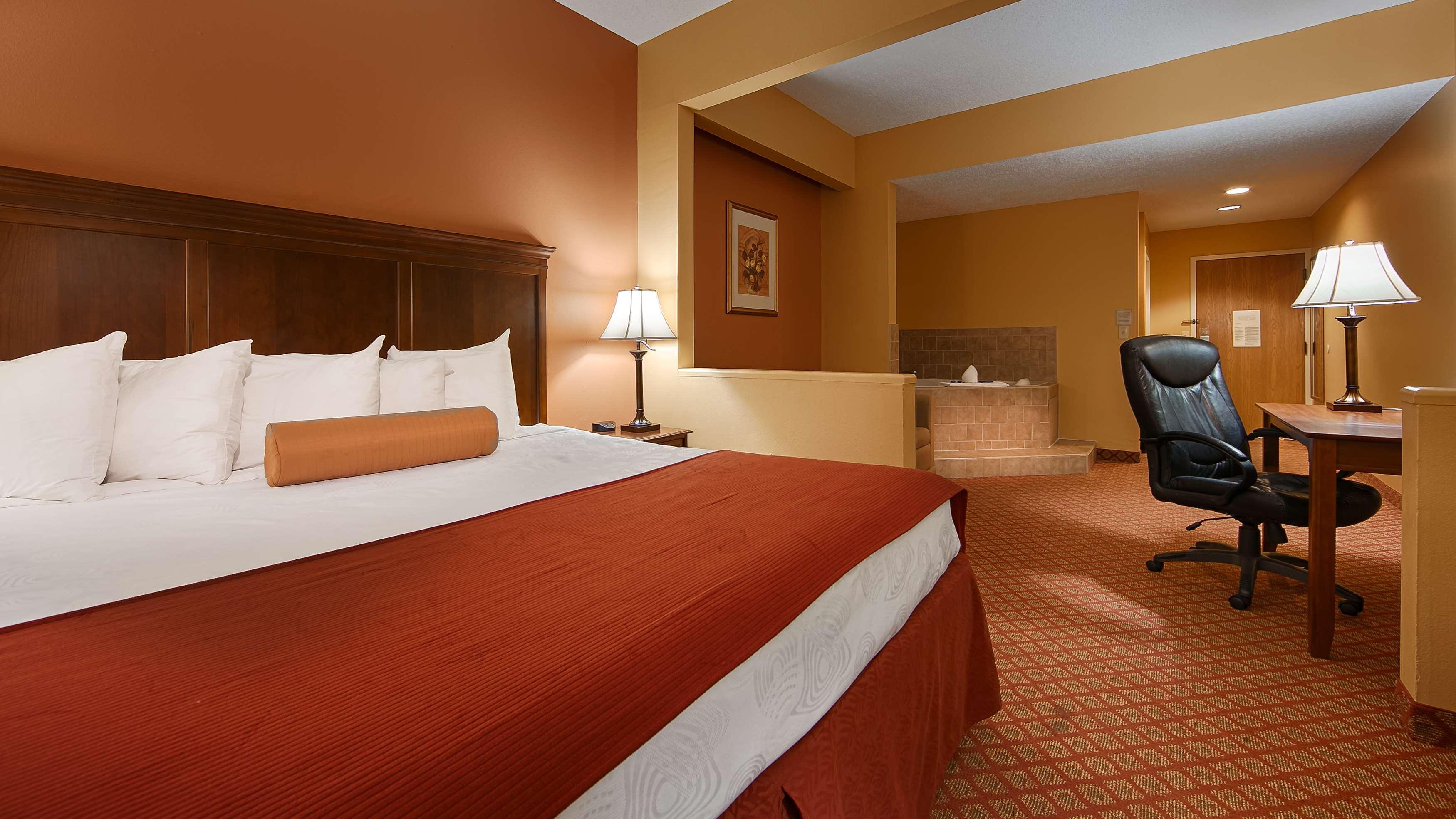 Best Western Plus Madison Exterior photo